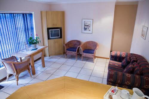 Four Pines Lodge Hermanus Ngoại thất bức ảnh